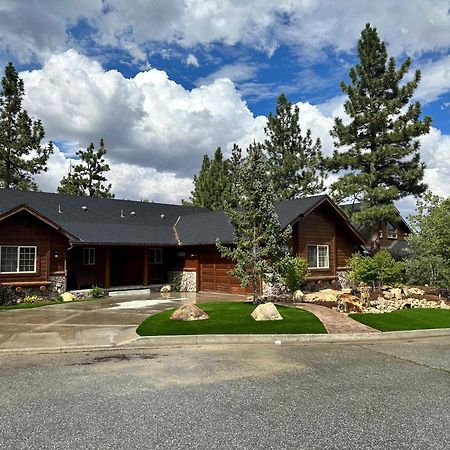 Custom Single Story Cabin With Jacuzzi Pool Table & Big Game Room With Arcade Games Биг Беър Лейк Екстериор снимка