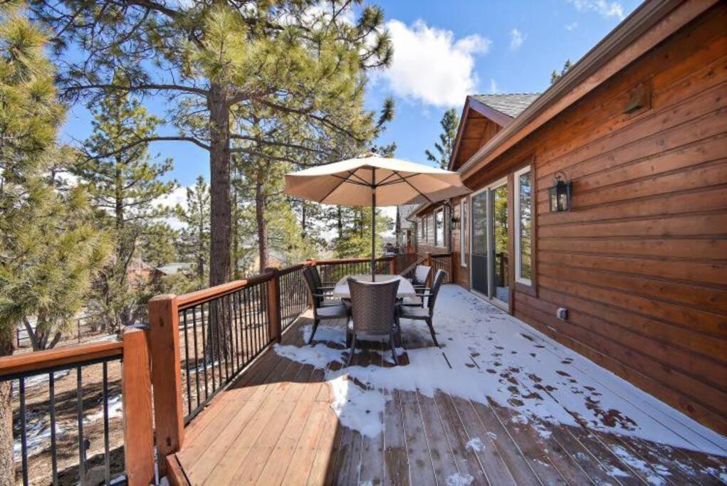 Custom Single Story Cabin With Jacuzzi Pool Table & Big Game Room With Arcade Games Биг Беър Лейк Екстериор снимка